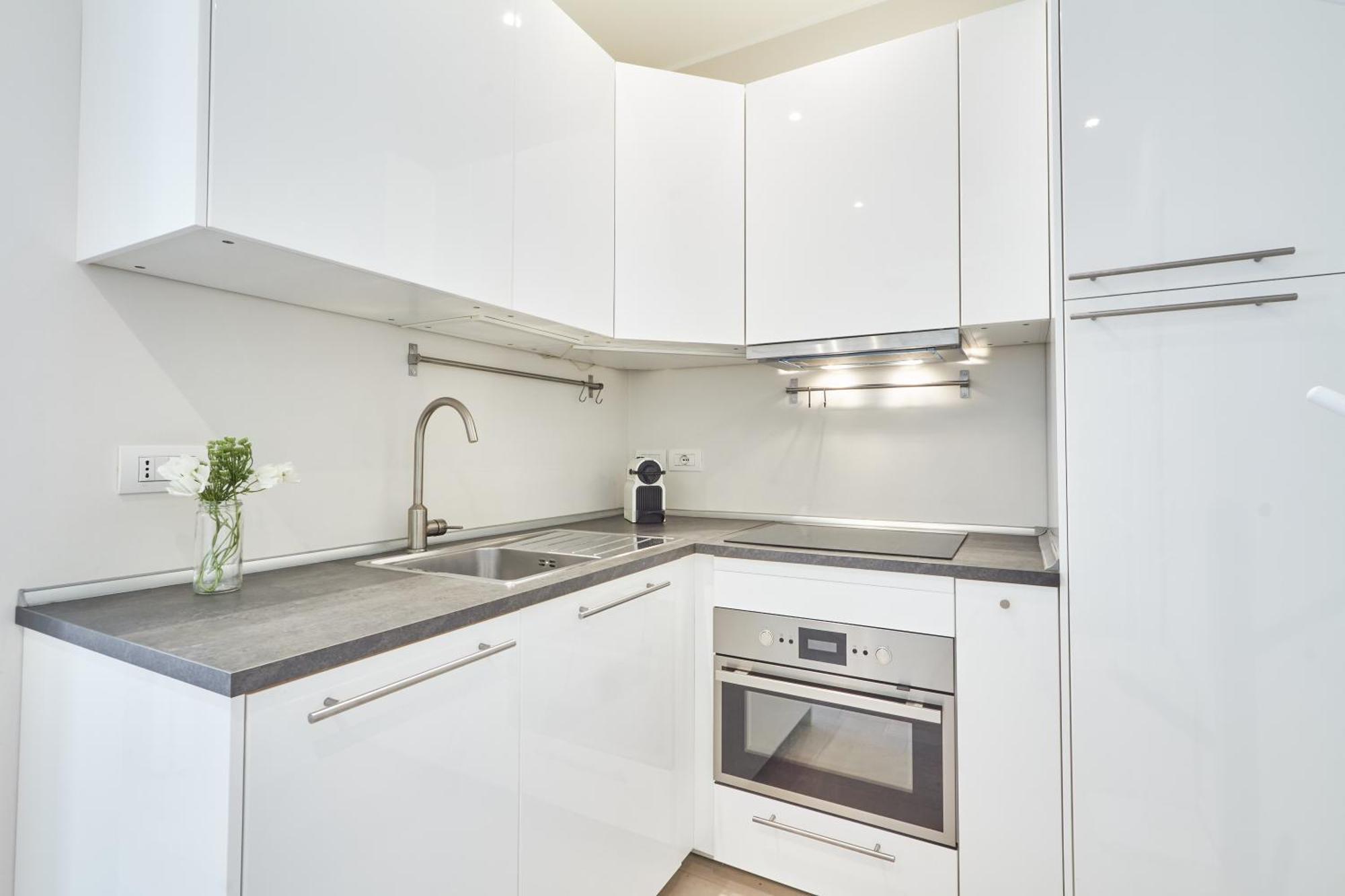 Ferienwohnung Easylife - Moderno E Climatizzato In Cadorna Fn Mailand Exterior foto